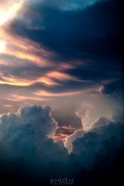 clouds_and_lightning_042